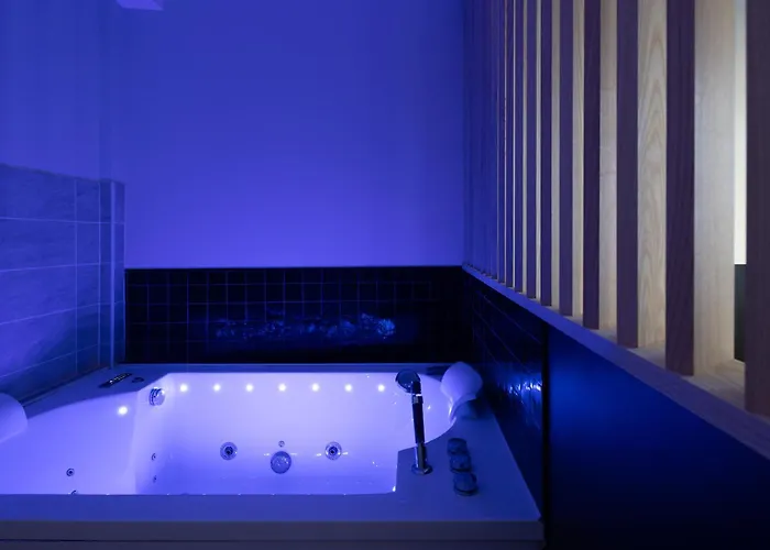 Apartament Spacieux Au Coeur D'angers Etage 2 - 6 Personnes *